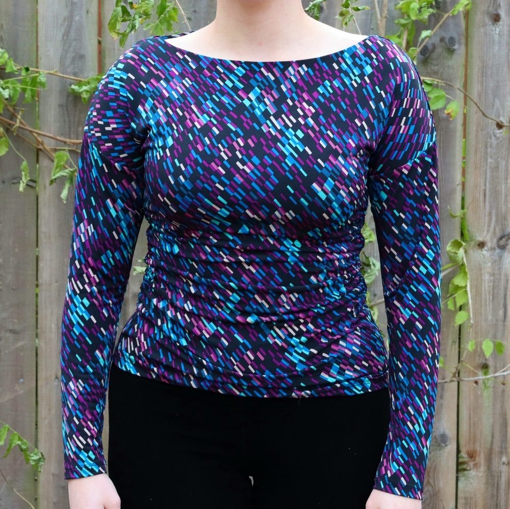 VINCE CAMUTO RUCHED TOP - Picture 2 of 5